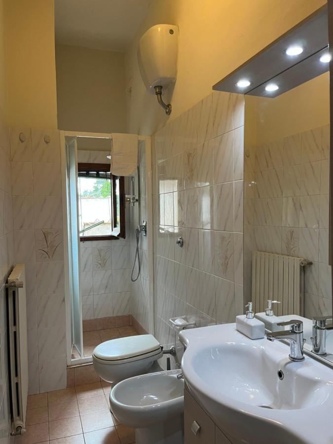 Apartment Dalla Mirella Firenze Esterno foto