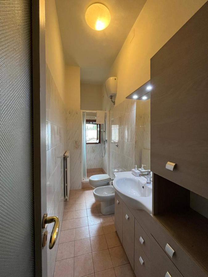 Apartment Dalla Mirella Firenze Esterno foto