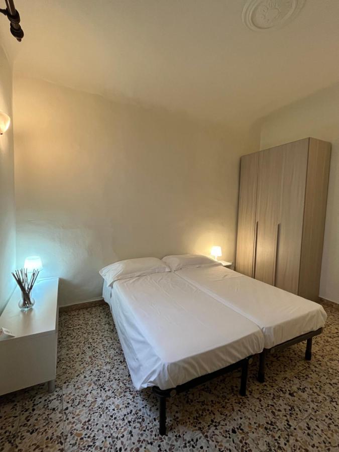Apartment Dalla Mirella Firenze Esterno foto